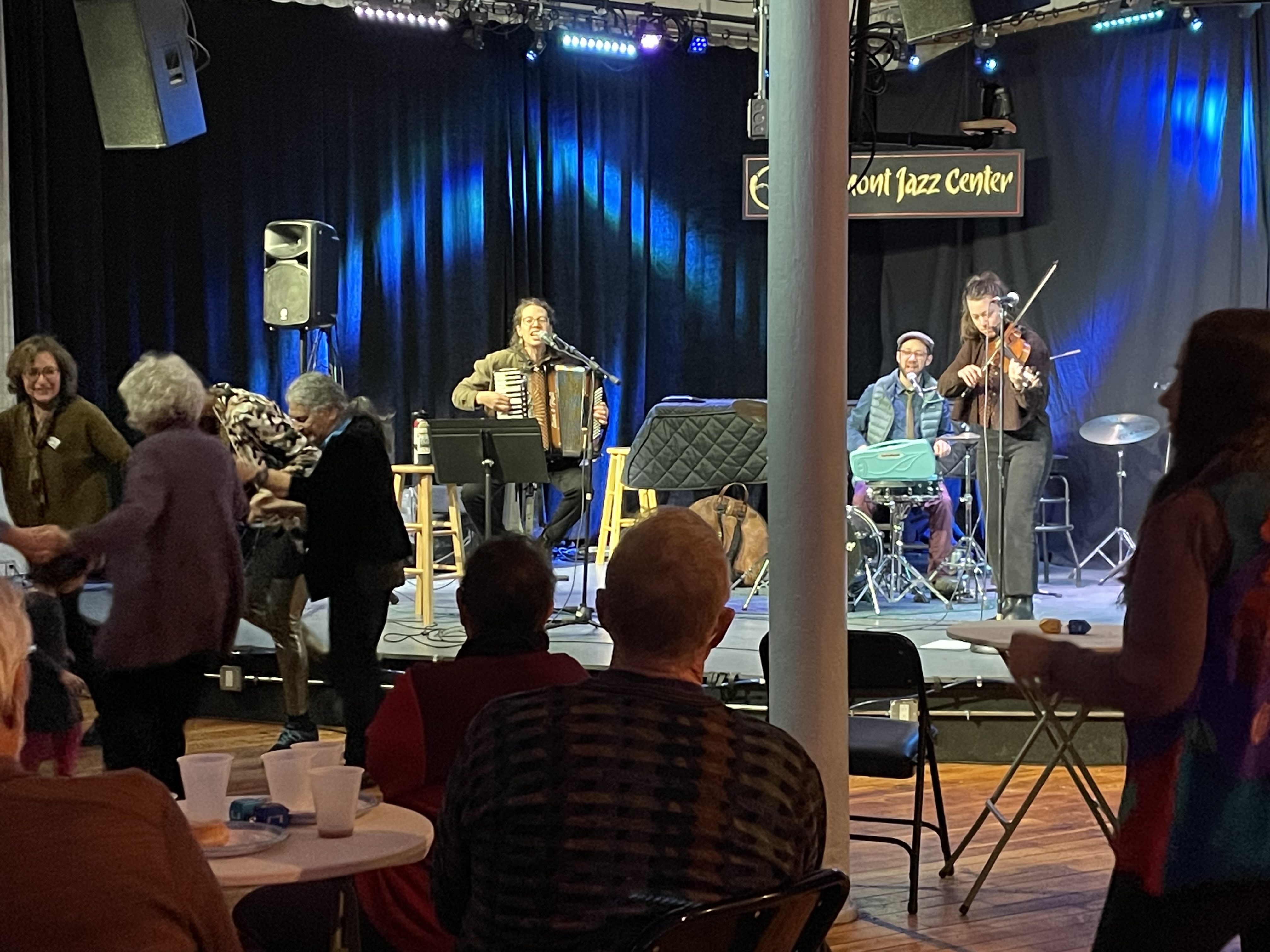 Music by A Glezele Tey